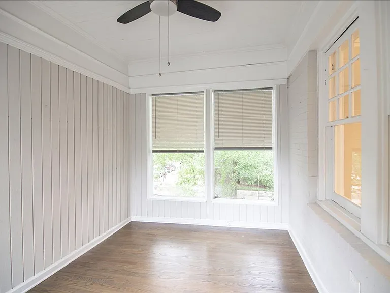 882 Charles Allen Dr NE — Photo 13