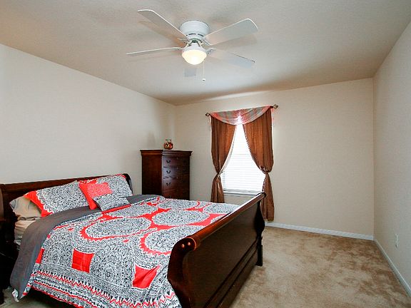 5th image of 15118 Benson Landing Dr