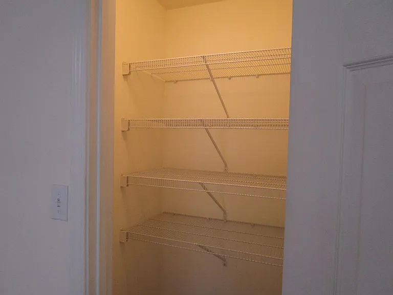 5001-5003 Betty Jean Way — Photo 11