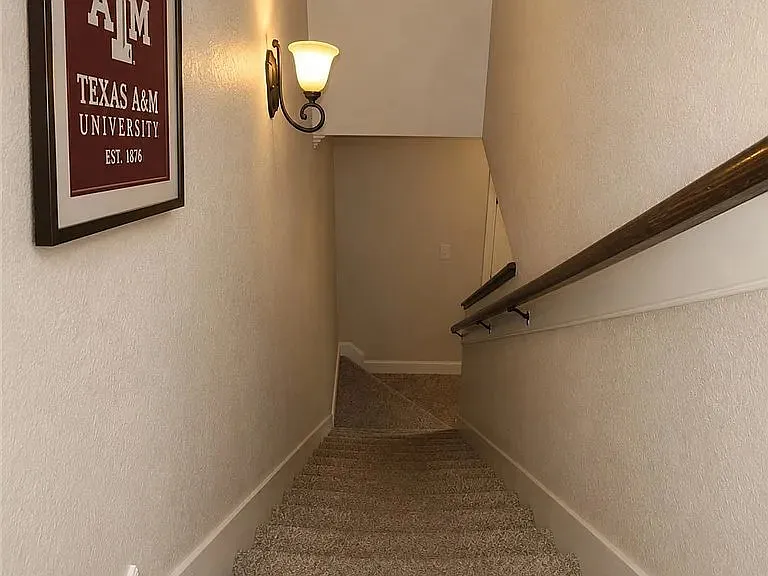 405A Ash St E #A — Photo 12