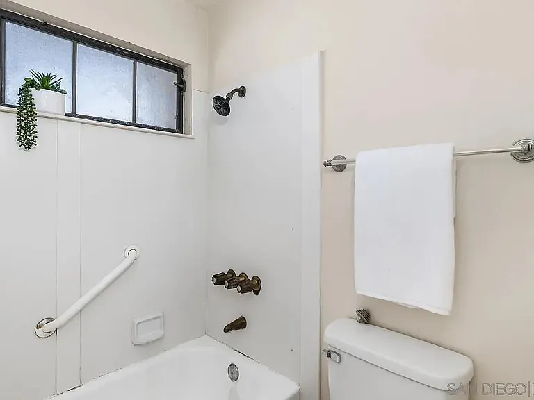 8860 Villa La Jolla Dr #314 — Photo 26