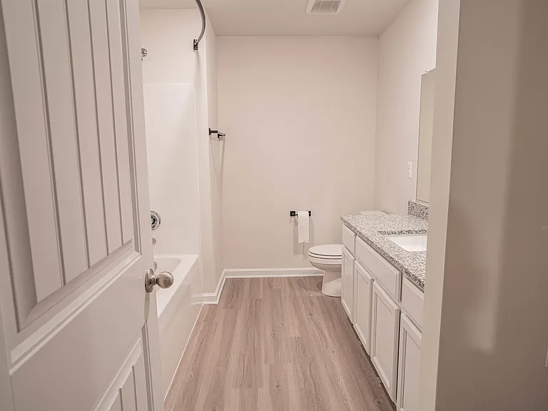 2814 Meadowview Blvd — Photo 36