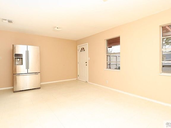 4th image of 6219 Tecate Dr