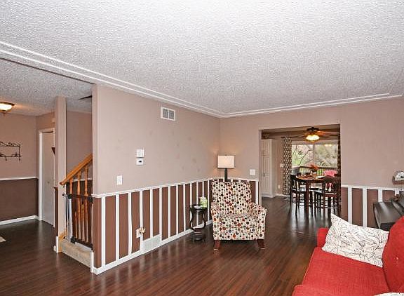 5th image of 811 Dwane St