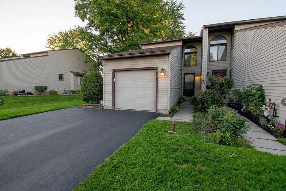 1st image of 8431 Bubbling Springs Dr