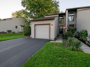 8431 Bubbling Springs Dr, Baldwinsville, NY