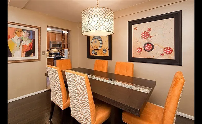 Sold by Park Property Advisors | media 21