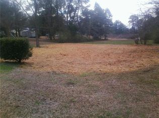 6910 Singletary St, Grand Ridge, FL 32442