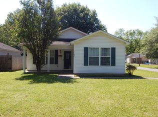 1102 S Wood St, Stuttgart, AR 72160