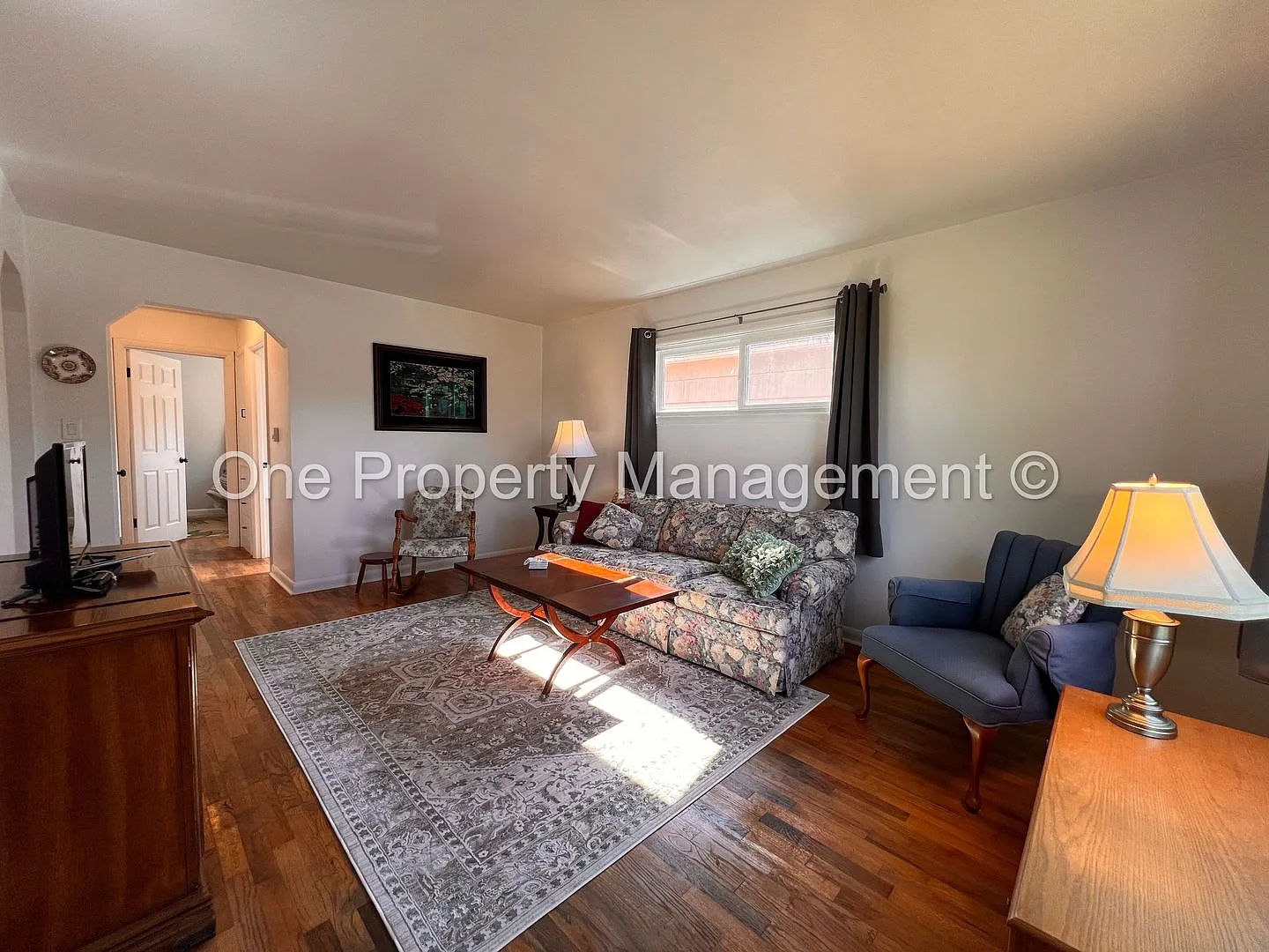 Furnished Short Term Rental - Move In Ready! — Photo 2