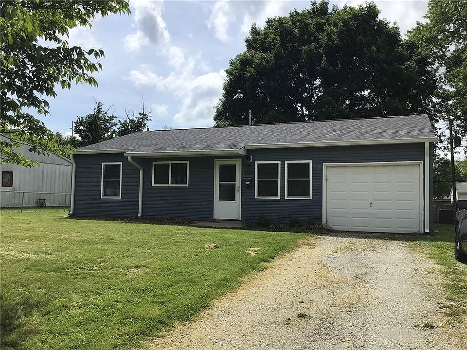 1st image of 1463 Hillcrest Dr