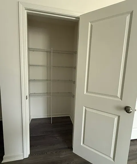 2429 Brookville Dr #1-A — Photo 9
