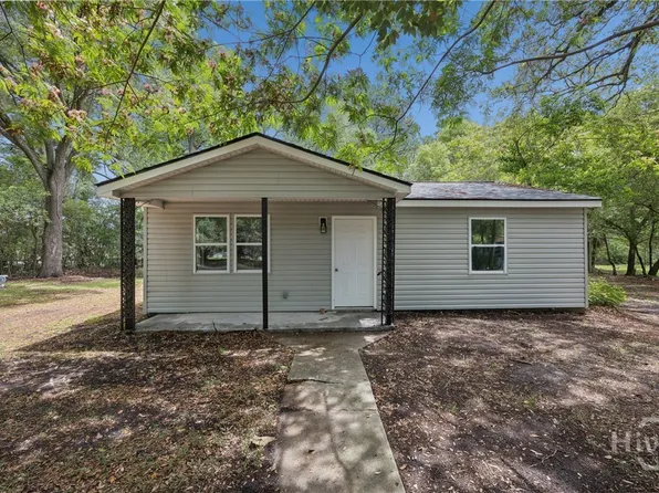 2 Commonwealth Avenue, Port Wentworth, GA 31407