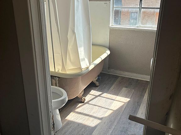 5th image of 255 S 5th St #2