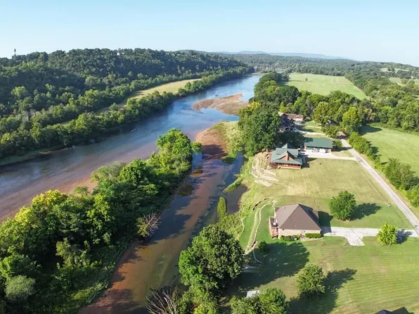 286 Pearl Dr, Flippin, AR 72634
