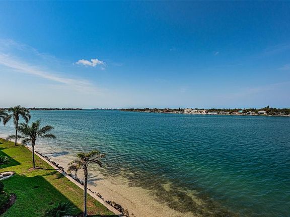 4th image of 6085 Bahia Del Mar Cir APT 469