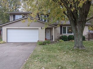 2419 E George Washington Blvd, Davenport, IA 52803