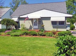 1626 Harwich Rd, Lyndhurst, OH 44124