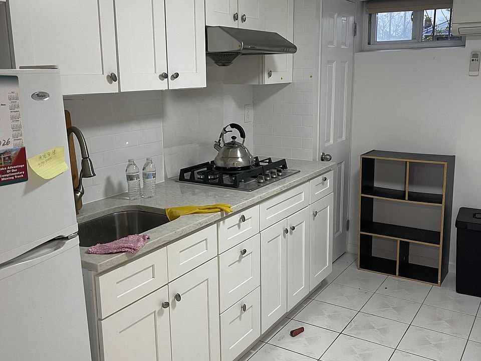 1st image of 65-38 Utopia Pkwy #G