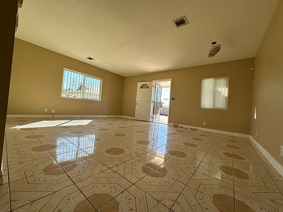 4th image of 8211 Cypress Ave
