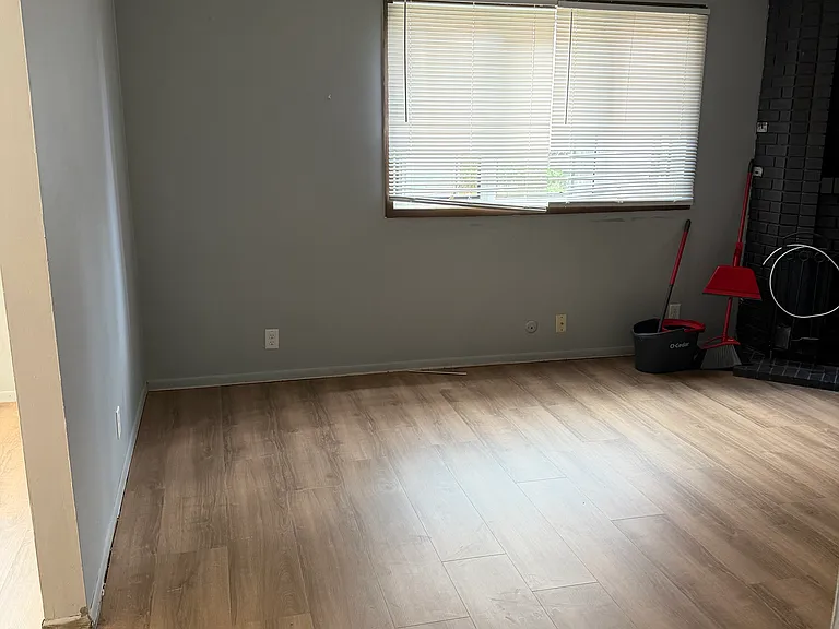 2736 Q St #2 — Photo 5