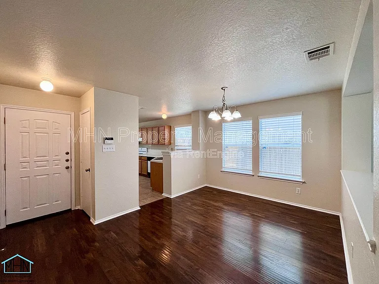 127 Booker Palm — Photo 7