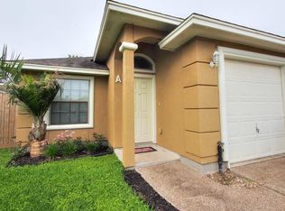 6629 Rhine Dr #B, Corpus Christi, TX 78412