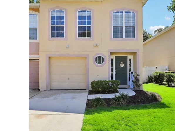 8227 HALLS HAMMOCK Court, Jacksonville, FL 32244