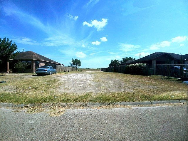 1st image of 808 Monica Ave