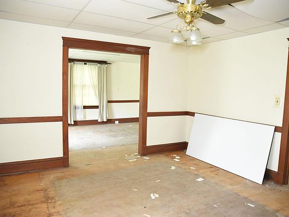 5th image of 176 Lafayette Ave