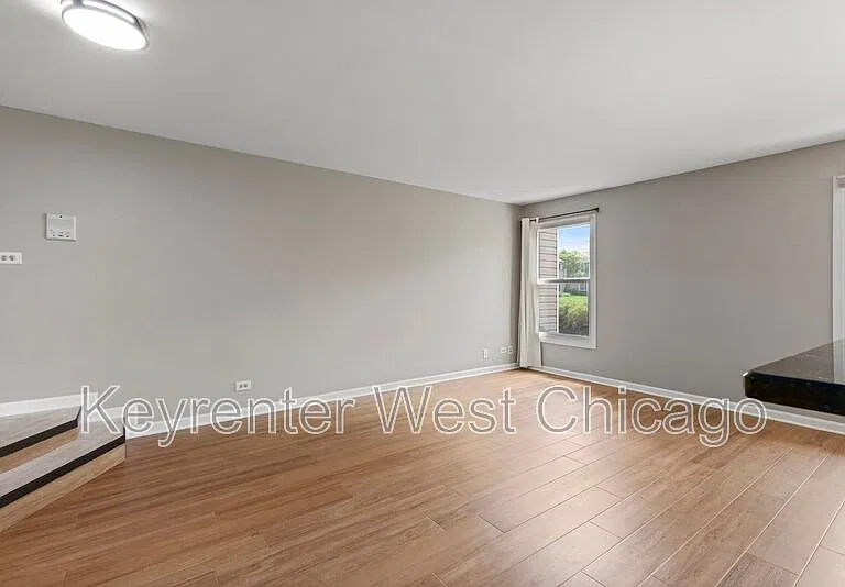 1851 Fox Run Dr #B — Photo 6