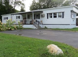 21 Clems Way, Acushnet, MA 02743