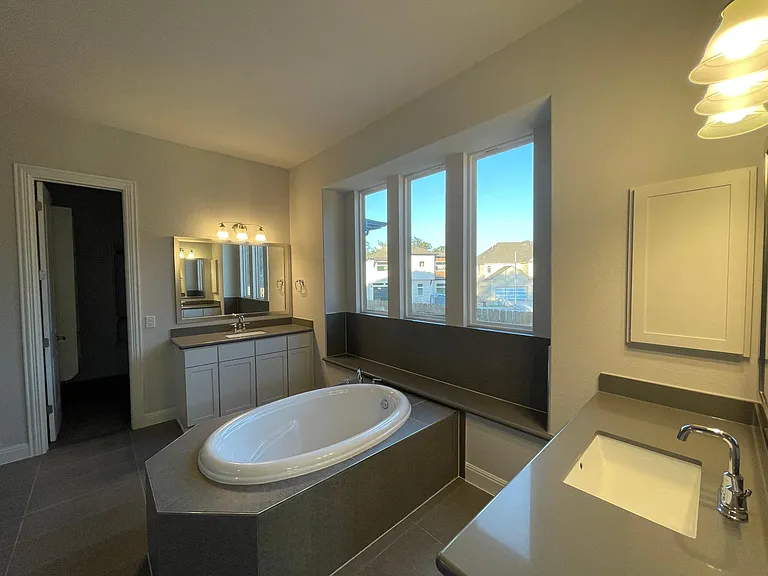 513 Constitution Way — Photo 35