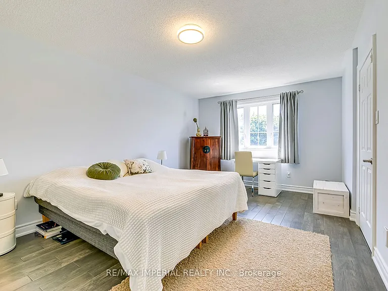 1511 Greenridge Cir — Photo 27
