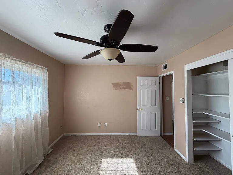4309 Rosewall St — Photo 29