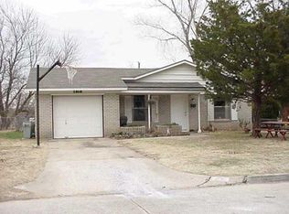1916 N Wilburn Ave, Bethany, OK 73008