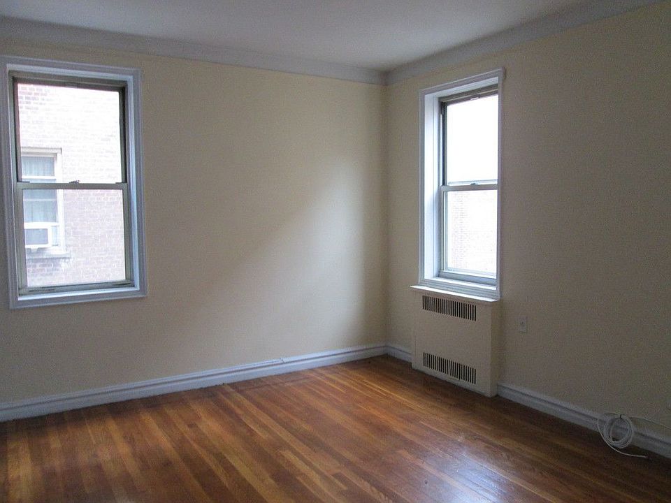 1st image of 4143 39th Pl APT 1H