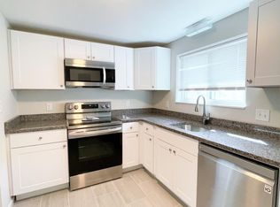 9 Holmes St #2A, Quincy, MA 02171