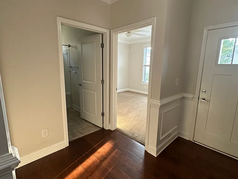712 Arnica Dr — Photo 3