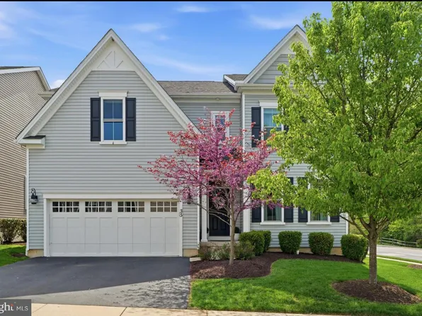 35 Dickinson Ln, Plymouth Meeting, PA 19462