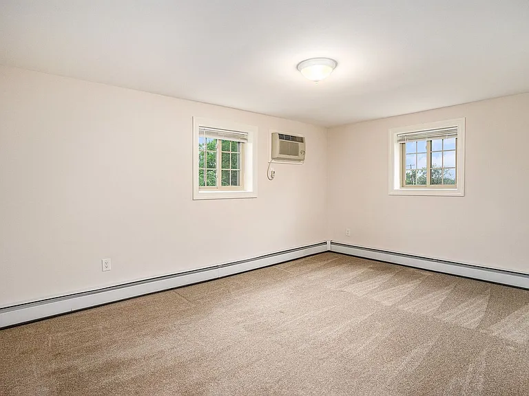 700 Swinehart Rd — Photo 14
