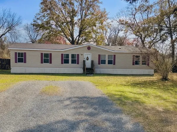 1420 Patrick Rd #201, Natchitoches, LA 71457