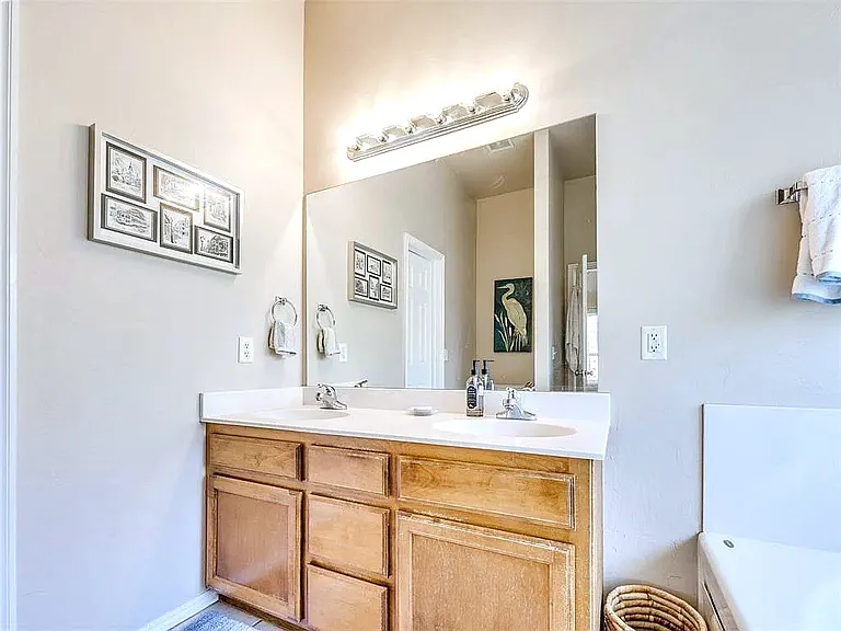 516 Woodsong Dr — Photo 16
