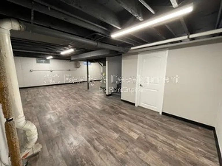 4315 Stanley Ave — Photo 16