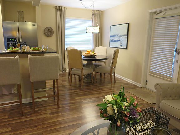 5th image of 2225 NE 14th Ave #Furnished