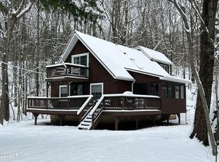 124 Saint Moritz Dr, Tafton, PA 18464