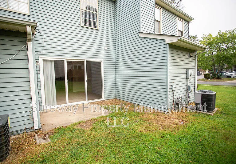 137 Brent Ct — Photo 29