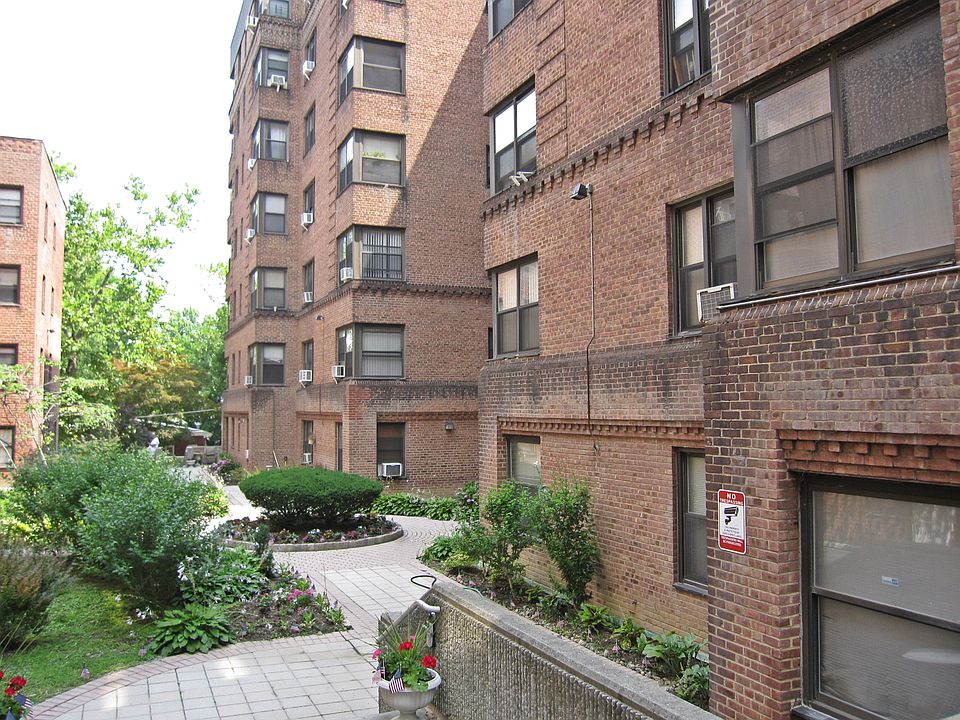 1st image of 101 Ellwood Ave APT 5A