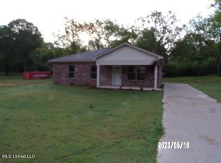 718 Court St, Coldwater, MS 38618