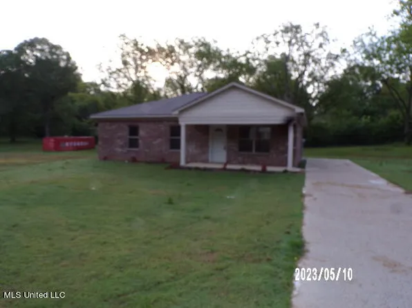 718 Court St, Coldwater, MS 38618